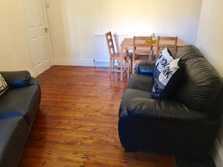 Trevor Terrace - Photo 3