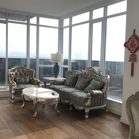 Great sub penthouse for rent metrotown - Photo 1