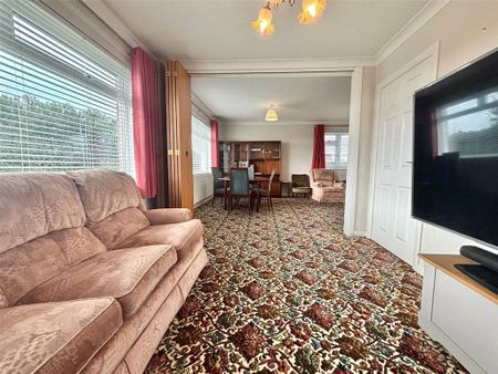 3 bedroom bungalow to rent - Photo 3