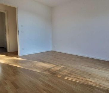 Sehr schöne 2-Zimmerwohnung im 2. OG mit Balkon! - Photo 3