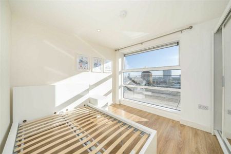 Wandsworth Road, Nine Elms, SW8 - Photo 3