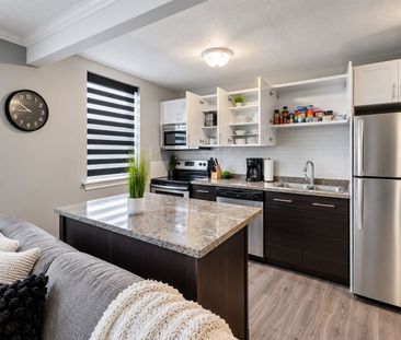 For Lease - 4538 Huron Street Unit# 2, Niagara Falls, Ontario - Photo 4