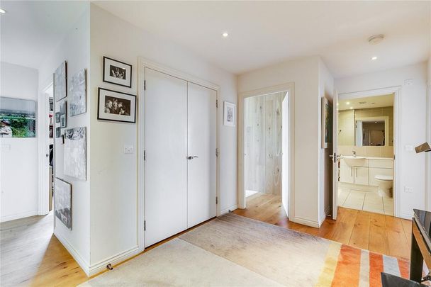 3 bedroom flat to rent - Photo 1