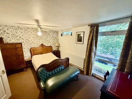 Sproughton Court, Sproughton, Suffolk, IP8 - Photo 4