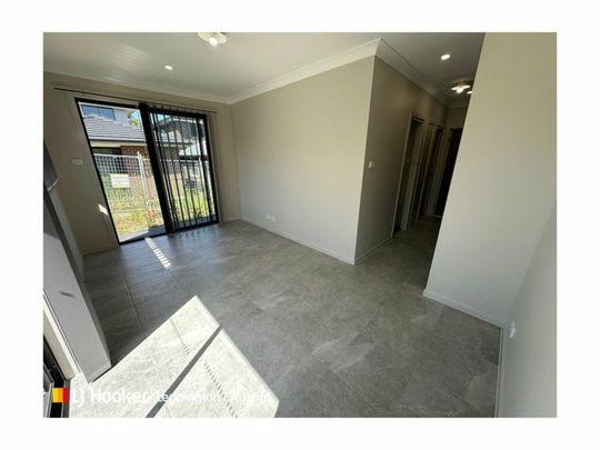 2 BEDROOM GRANNY FLAT - Photo 1