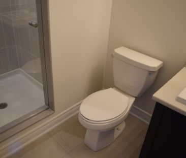 For Lease - 2958 Whites Road, Pickering, Ontario - Photo 6