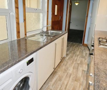 2 bedroom House To Let - Photo 1