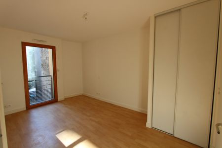Location Appartement 2 pièces 52m² NANTES 44000 - Photo 4