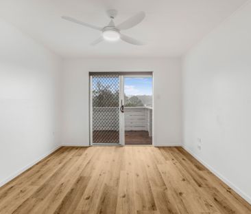 Contemporary Living with Views & Breezes - Photo 1