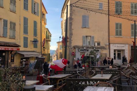 HYERES HISTORIQUE - TRES BEAU T2 MEUBLE DE 35.80 M2 - Photo 5