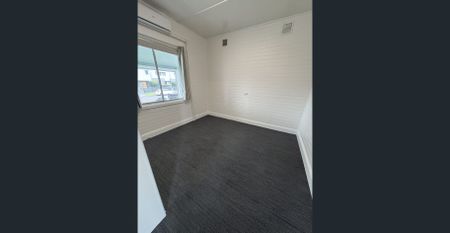 Fully Renovated Coastal-Inspired Home Just Minutes from the Beach - Photo 3