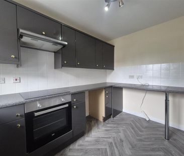 2 bedroom apartment to rent - Photo 6