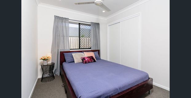 YOUR FAMILY HOME AWAITS... - Photo 1