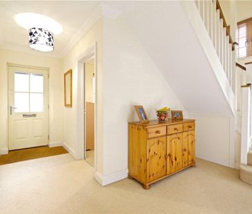 5 bedroom detached house to rent - Photo 1