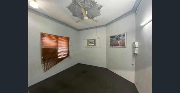 Studio Apartment In The City With A Pool - Photo 1