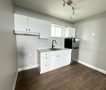 For Lease - 320 Tremblay Road Unit# 4, Alta Vista and Area, Ontario - Photo 5