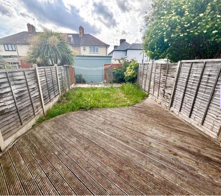 2 bedroom terraced house to rent - Photo 5