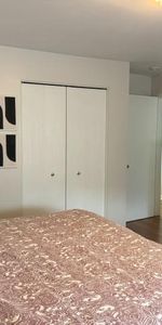 Appartement à louer - grand 4 1/2/ App for rent-large 2 bedrooms - Photo 4