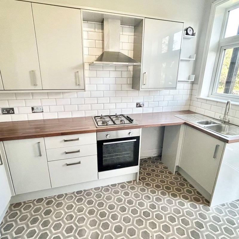 Lennox Road South - Photo 1