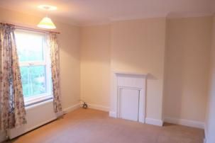 3 Bedroom Terrace House For Rent - Photo 4