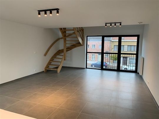 Appartement te huur - Photo 1