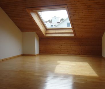 Charmante 2.5-Zimmer-Altbau-Dachwohnung an zentraler Lage in Beinwil a - Photo 6