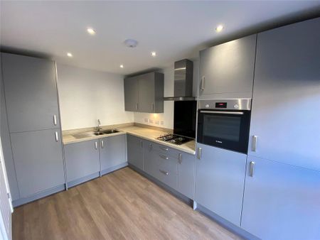 3 bedroom terraced house to rent - Photo 2