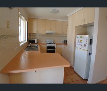 Spacious Townhouse - Photo 1