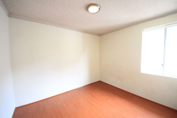 Prime Location and Lock up garage - Photo 1