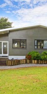 Spacious 3-Bedroom Home in Clendon Park - Photo 3