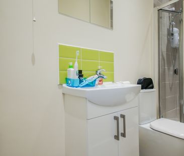 152 Tiverton Road - Photo 5