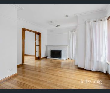 Duplex Living - Photo 2