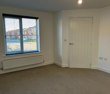 3 bedroom terraced house to rent - Photo 4