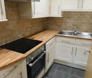 2 bedroom flat to rent - Photo 6