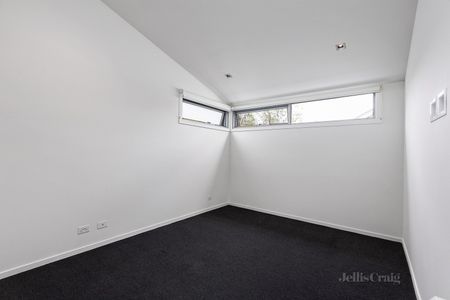 12 Roches Terrace, Williamstown - Photo 3