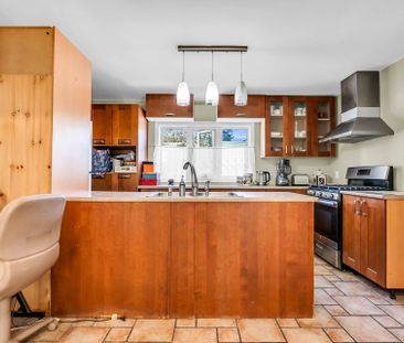 For Lease - 76 Ridge Drive, Oakville, Ontario - Photo 6