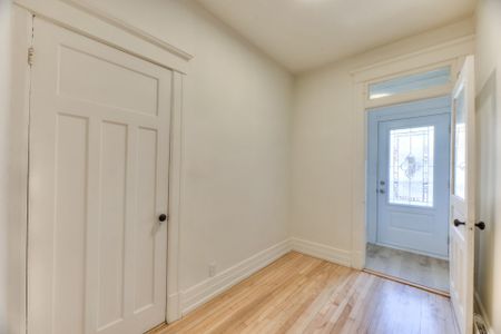 188 1re Avenue - Photo 4
