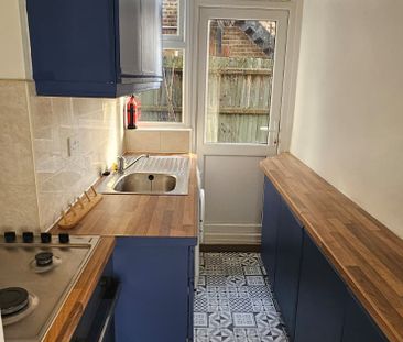 Edward Road - Photo 6