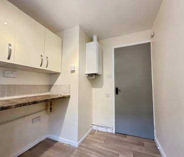 2 bedroom Detached Bungalow to let - Photo 6