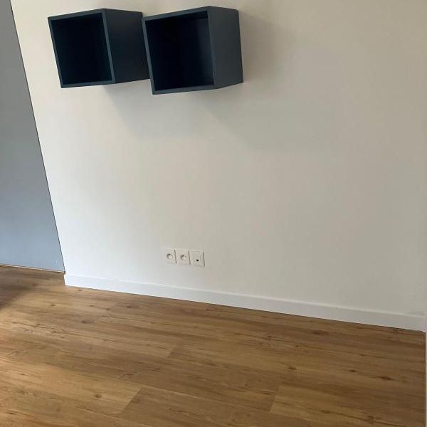 Location Appartement 1 pièce Meublé 19m² PESSAC 33600 - Photo 1