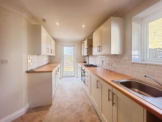 2 bedroom house to rent - Photo 1