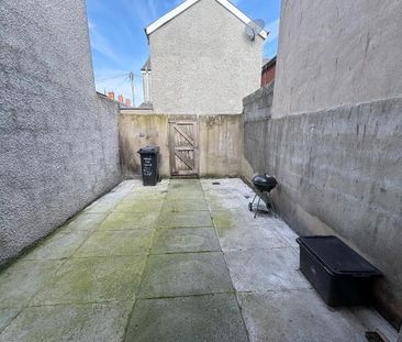 99 Kilburn Street, Donegall Road, Belfast, BT12 6JT - Photo 5