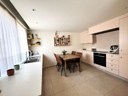2-slaapkamer appartement, met staanplaats en kelderberging - Foto 2
