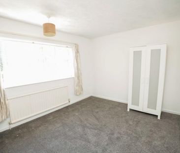3 bed House - Detached for Rent - Photo 6