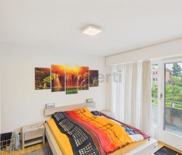 Modernes 2.5-Zimmer-Apartment mit Balkon, Sutz-Lattrigen - Foto 2