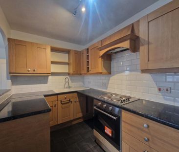 2 bedroom flat to rent - Photo 3