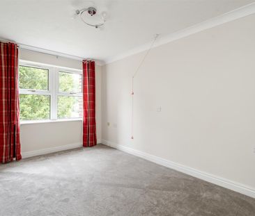 1 bed detached house to rent in Downing Close, Knowle, B93 - Photo 3