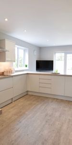 🌟Luxury En-Suite Rooms🌟 Bedroom E - Photo 3