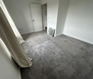 Southwood Close, Leeds - Photo 3