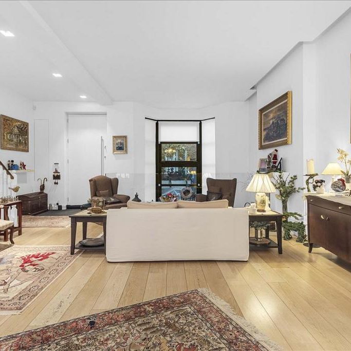 6 bedroom house to rent - Photo 1